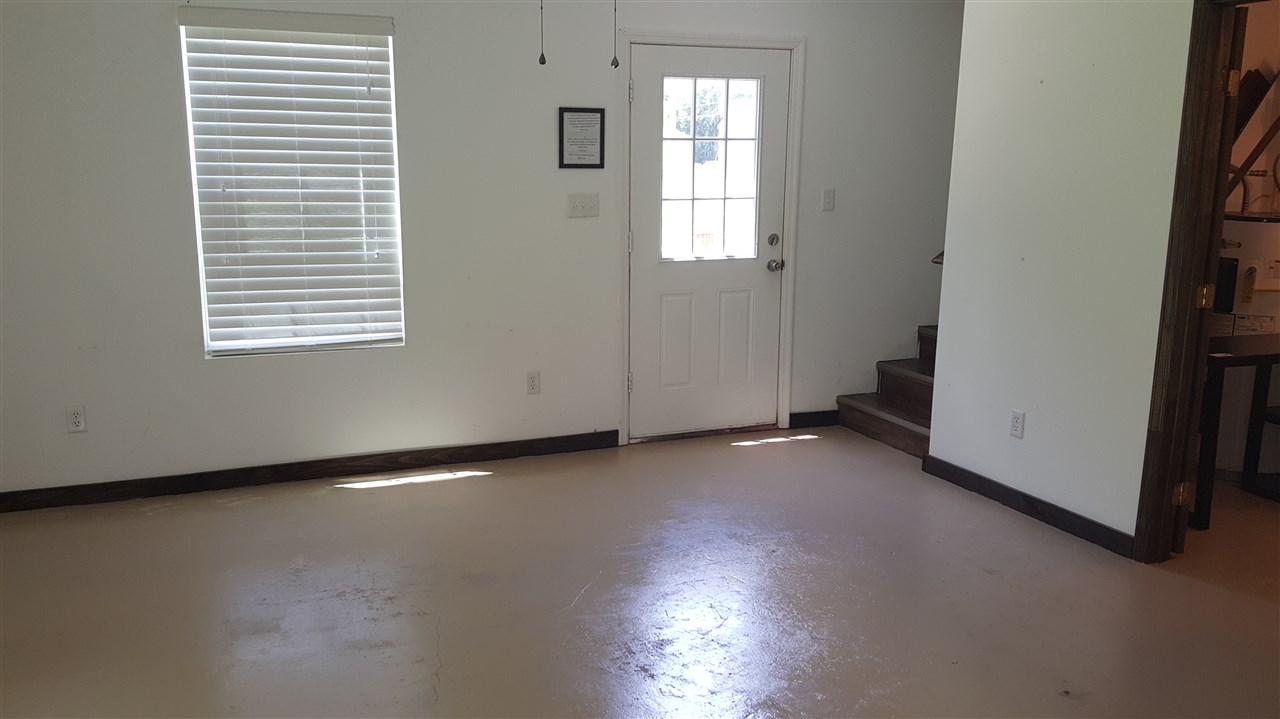 1227 Continental, Tallahassee, FL 32304