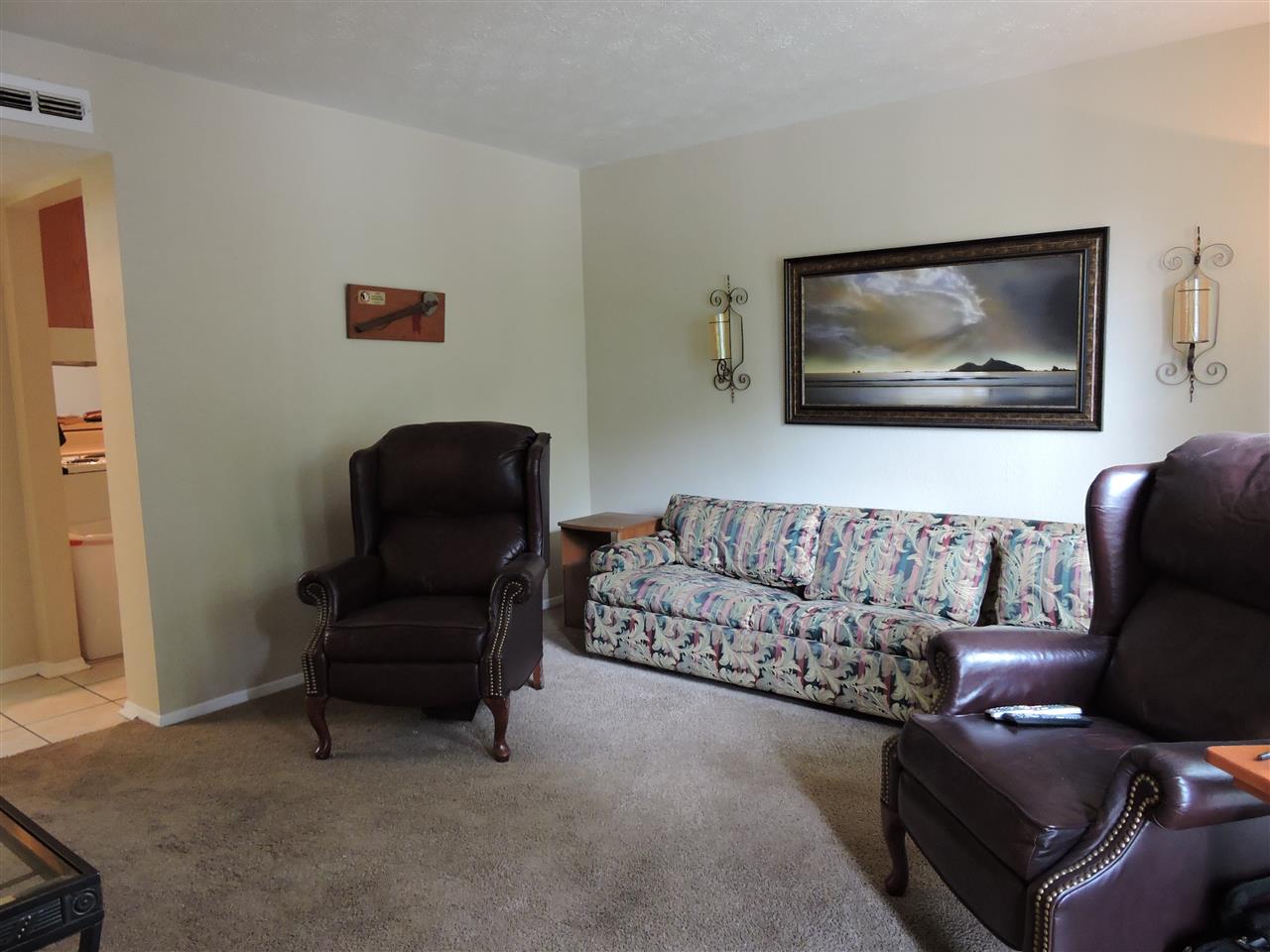 2020 Continental, Tallahassee, FL 32304