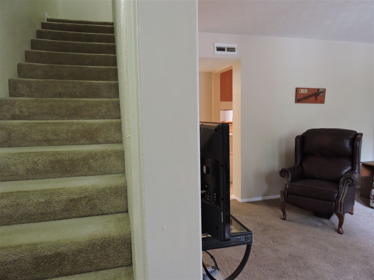 2020 Continental, Tallahassee, FL 32304
