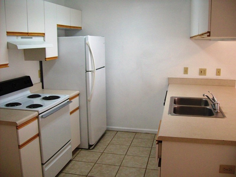 2669 Tess, Tallahassee, FL 32304