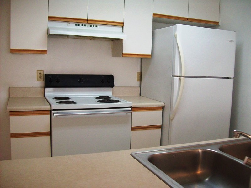 2669 Tess, Tallahassee, FL 32304