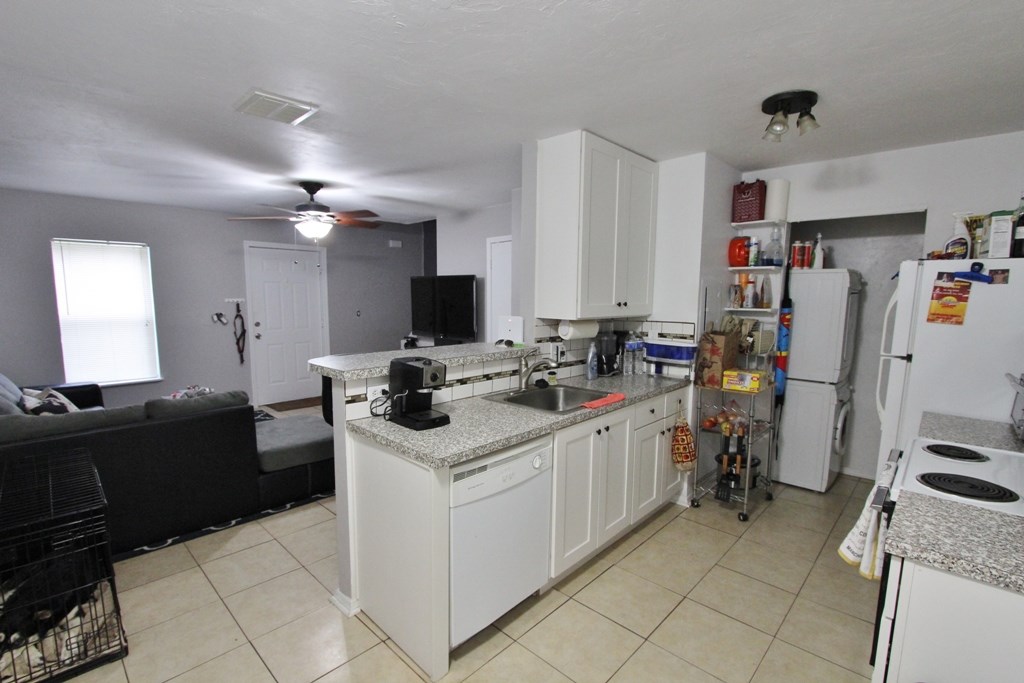 1232 Continental, Tallahassee, FL 32304