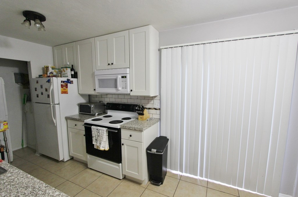 1232 Continental, Tallahassee, FL 32304