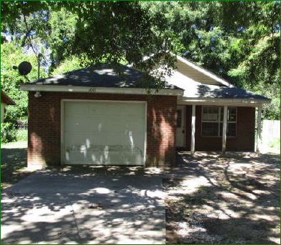 4910 Poinsetta AveTallahassee, FL, 32305Leon County