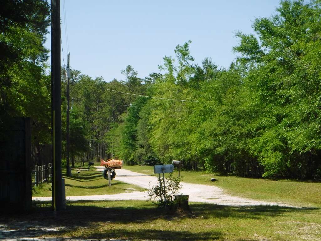9025 GLOVER, Tallahassee, FL 32305