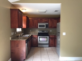 3420 ZILLAH ST, Tallahassee, FL 32305