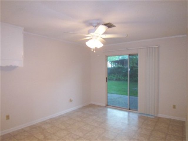 1232 WINIFRED DR, Tallahassee, FL 32308