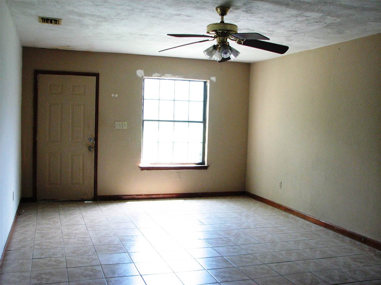 2104-A Admiral, Tallahassee, FL 32308