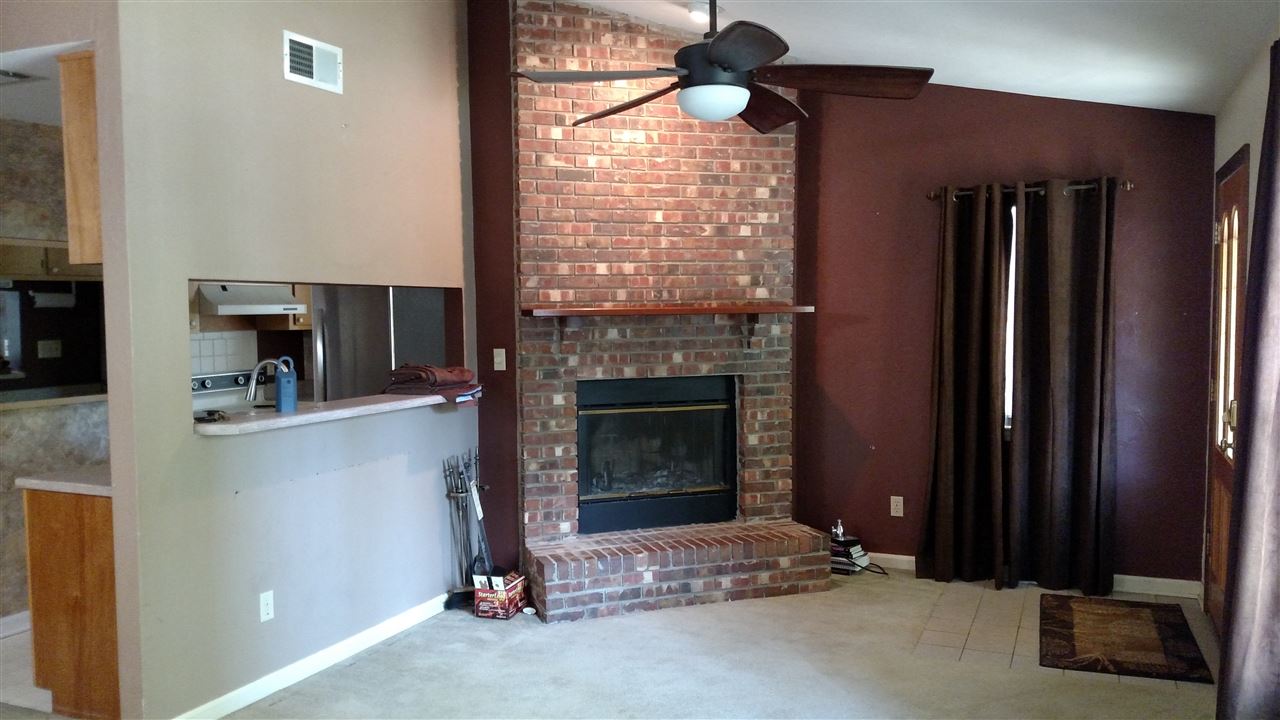 3342 Thomas Butler, Tallahassee, FL 32308