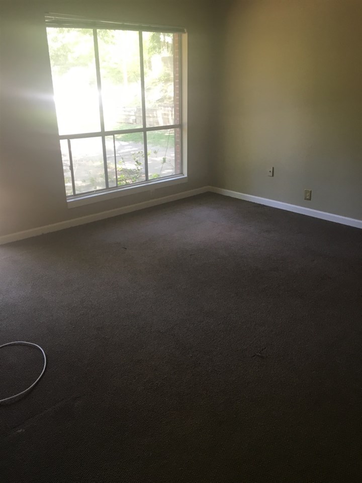 925 Spottswood, Tallahassee, FL 32308