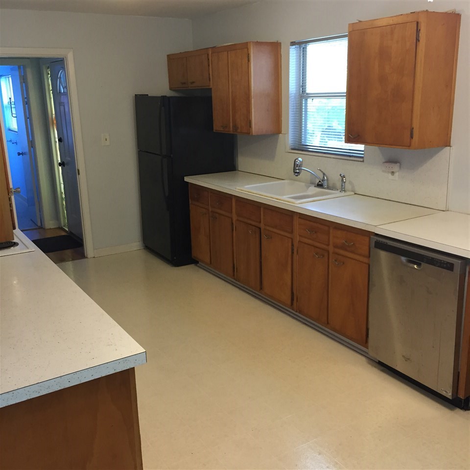 1725 Dora, Tallahassee, FL 32308