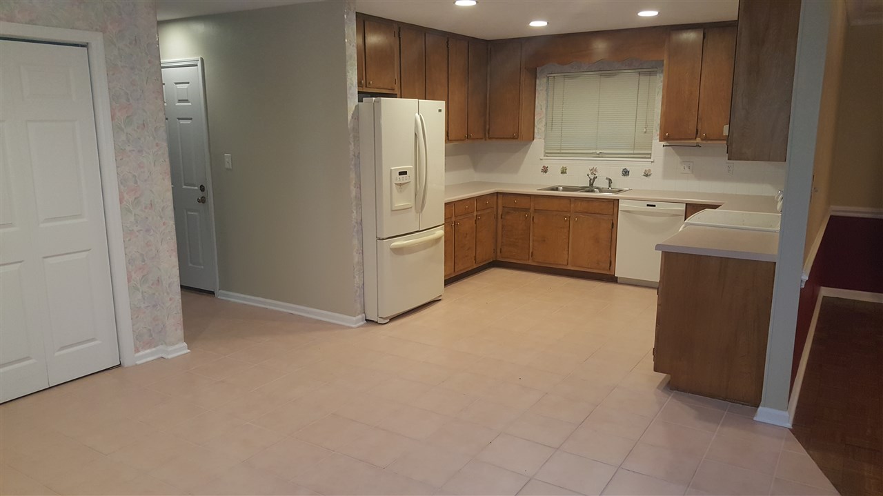 3026 Barclay, Tallahassee, FL 32309