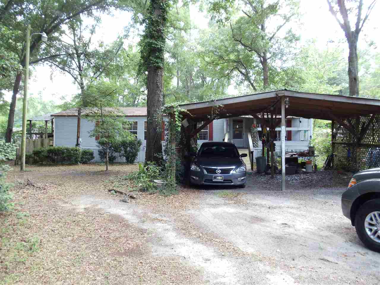 2077 Oscar Harvey, Tallahassee, FL 32310