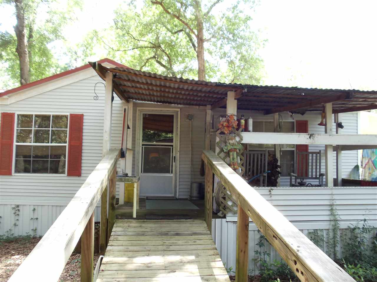 2077 Oscar Harvey, Tallahassee, FL 32310