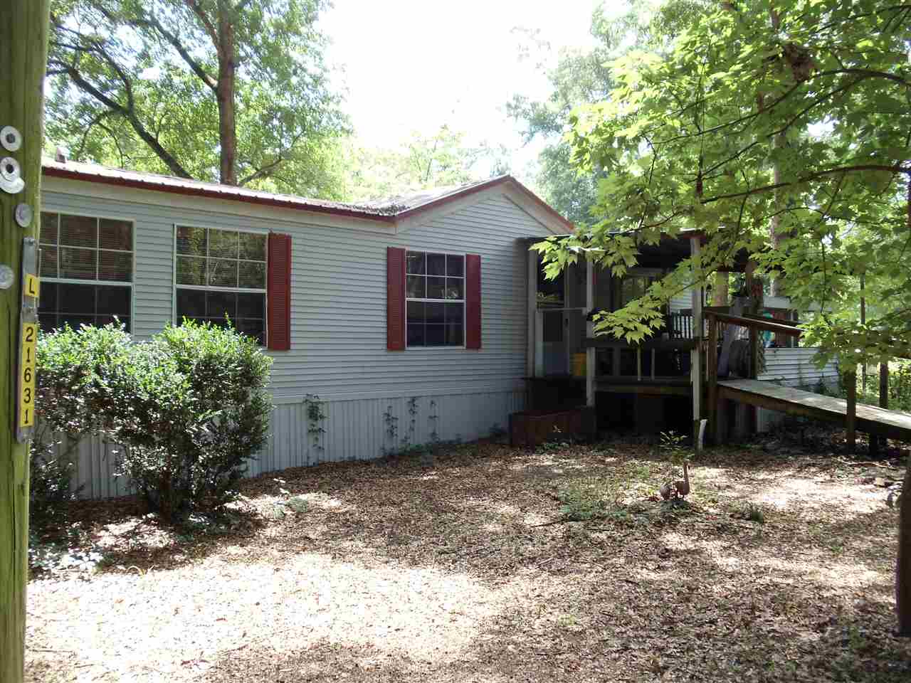 2077 Oscar Harvey, Tallahassee, FL 32310
