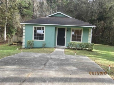 2429 Chateau, Tallahassee, FL 32311