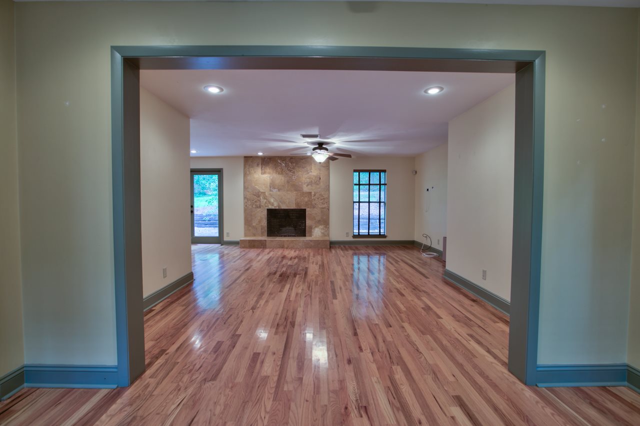 1836 LAKESHORE LN, Tallahassee, FL 32312