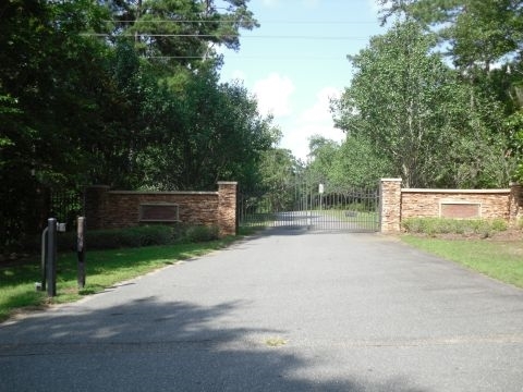 2 A Shady Crest, Tallahassee, FL 32312