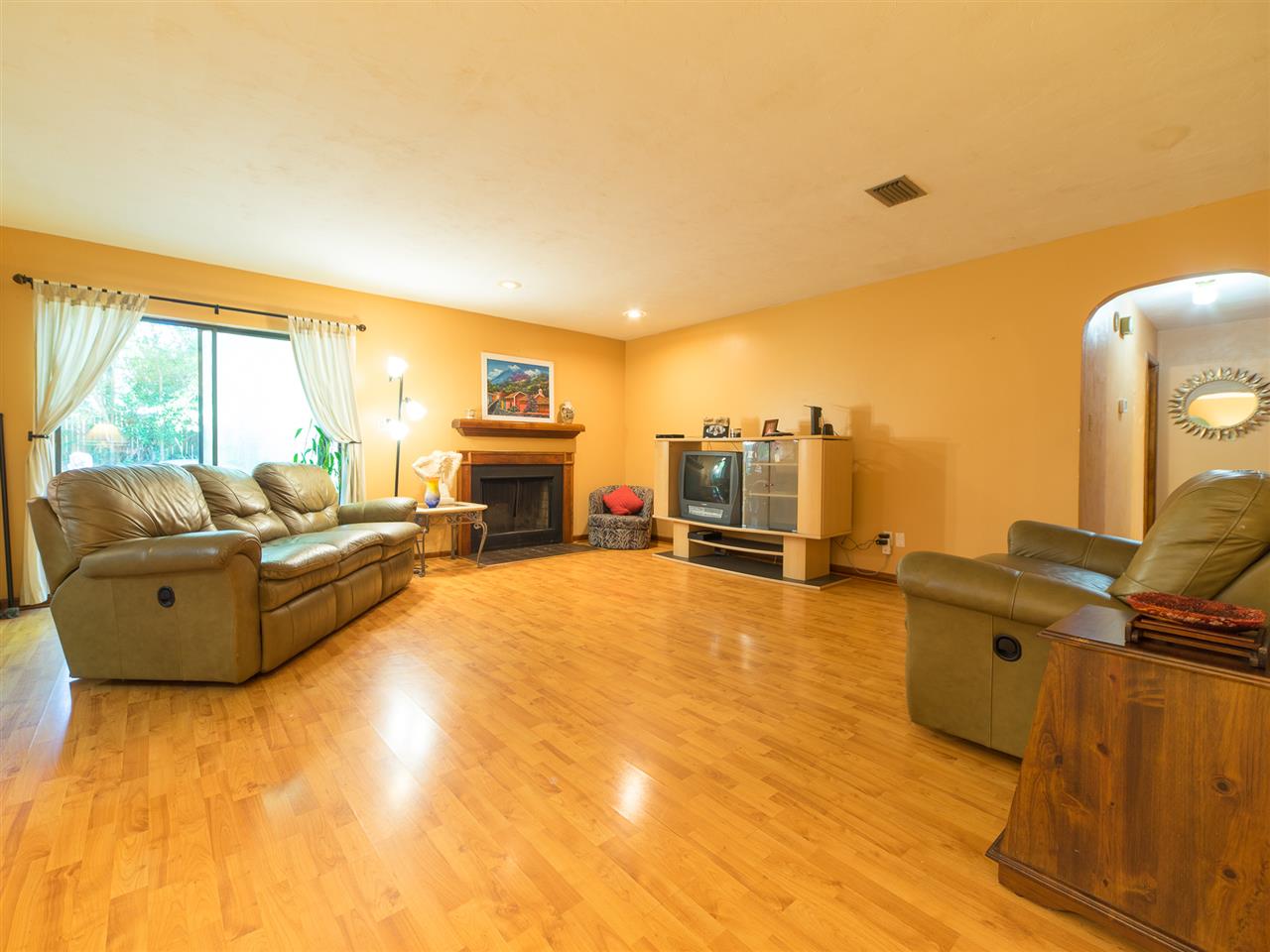 4907 Lester, Tallahassee, FL 32317