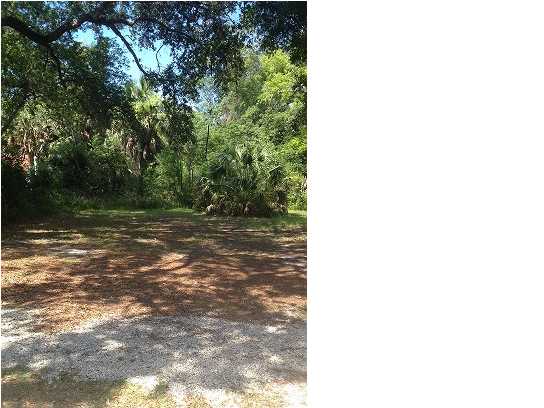 224 9TH ST, Apalachicola, FL 32320
