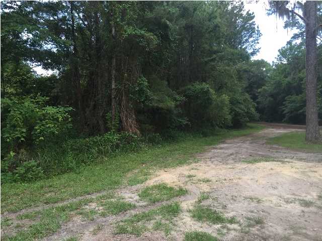 126 MAGNOLIA LN, Apalachicola, FL 32320