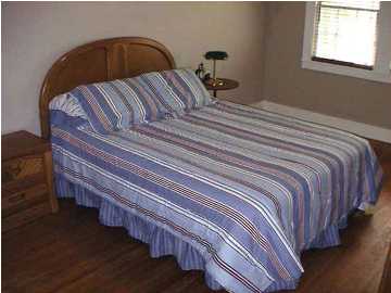 10 SHADOW LN, Apalachicola, FL 32320