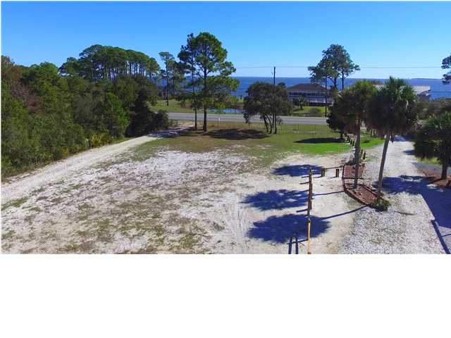 2081 HWY 98, Carrabelle, FL 32322