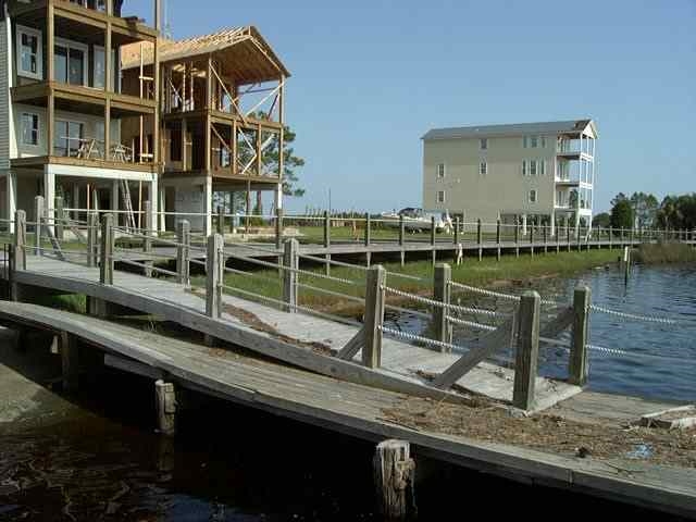 Carrabelle, FL 32322