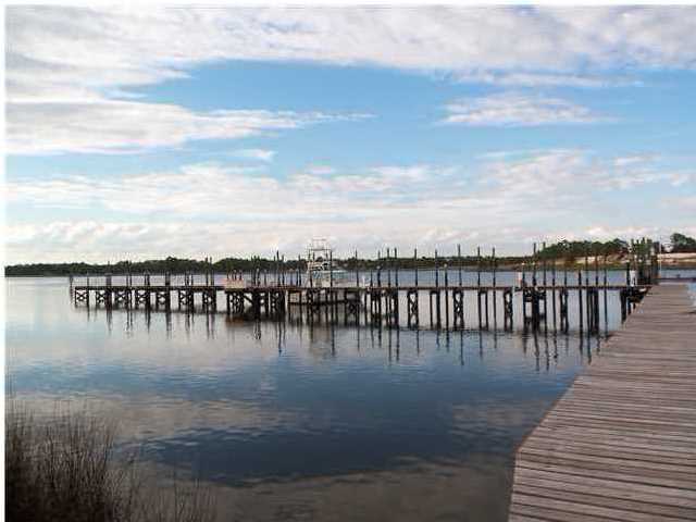 104 ANGLERS HARBOR CT, Carrabelle, FL 32322