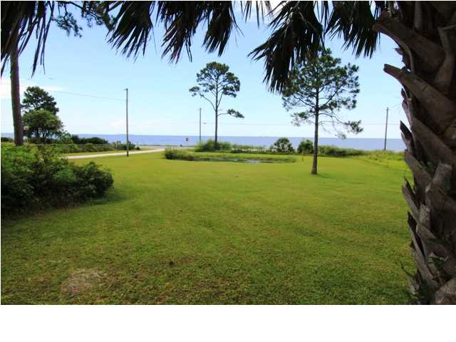 2579 HWY 98 W, Carrabelle, FL 32322