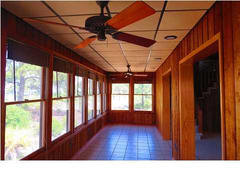 759 BAYSIDE DR., Carrabelle, FL 32322