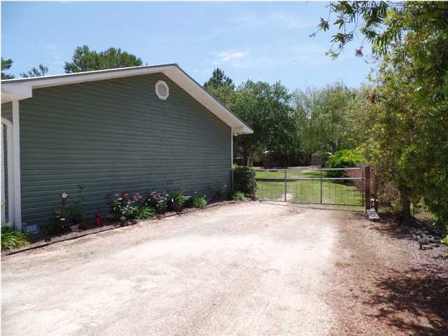232 RIVER RD, Carrabelle, FL 32322