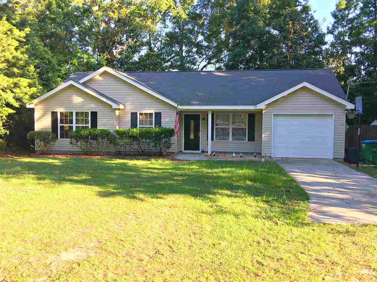 93 Summer Brooke Lane, Crawfordville, FL 32327