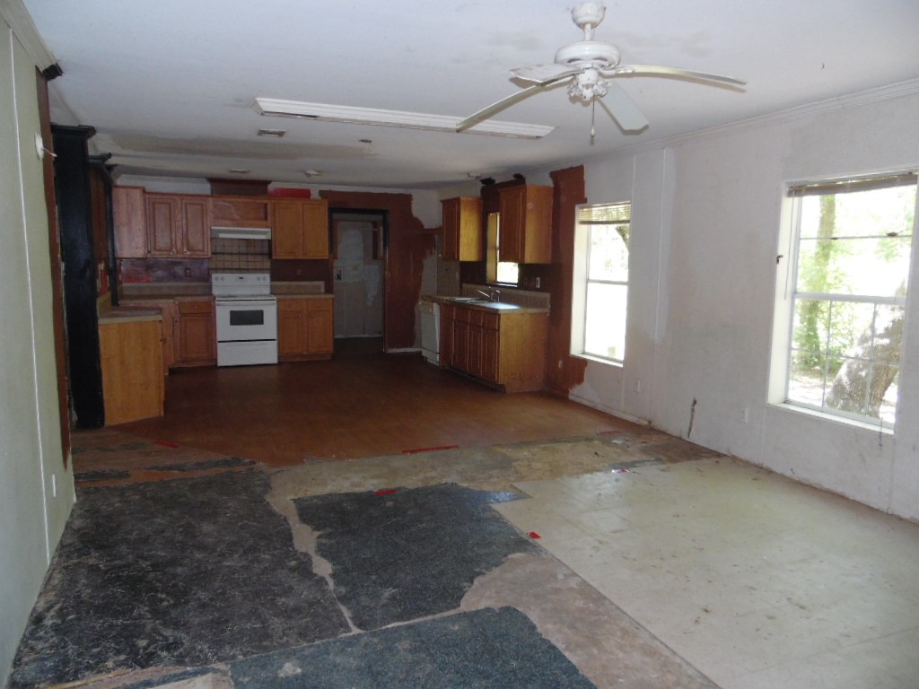 319 Lost Creek, Crawfordville, FL 32327