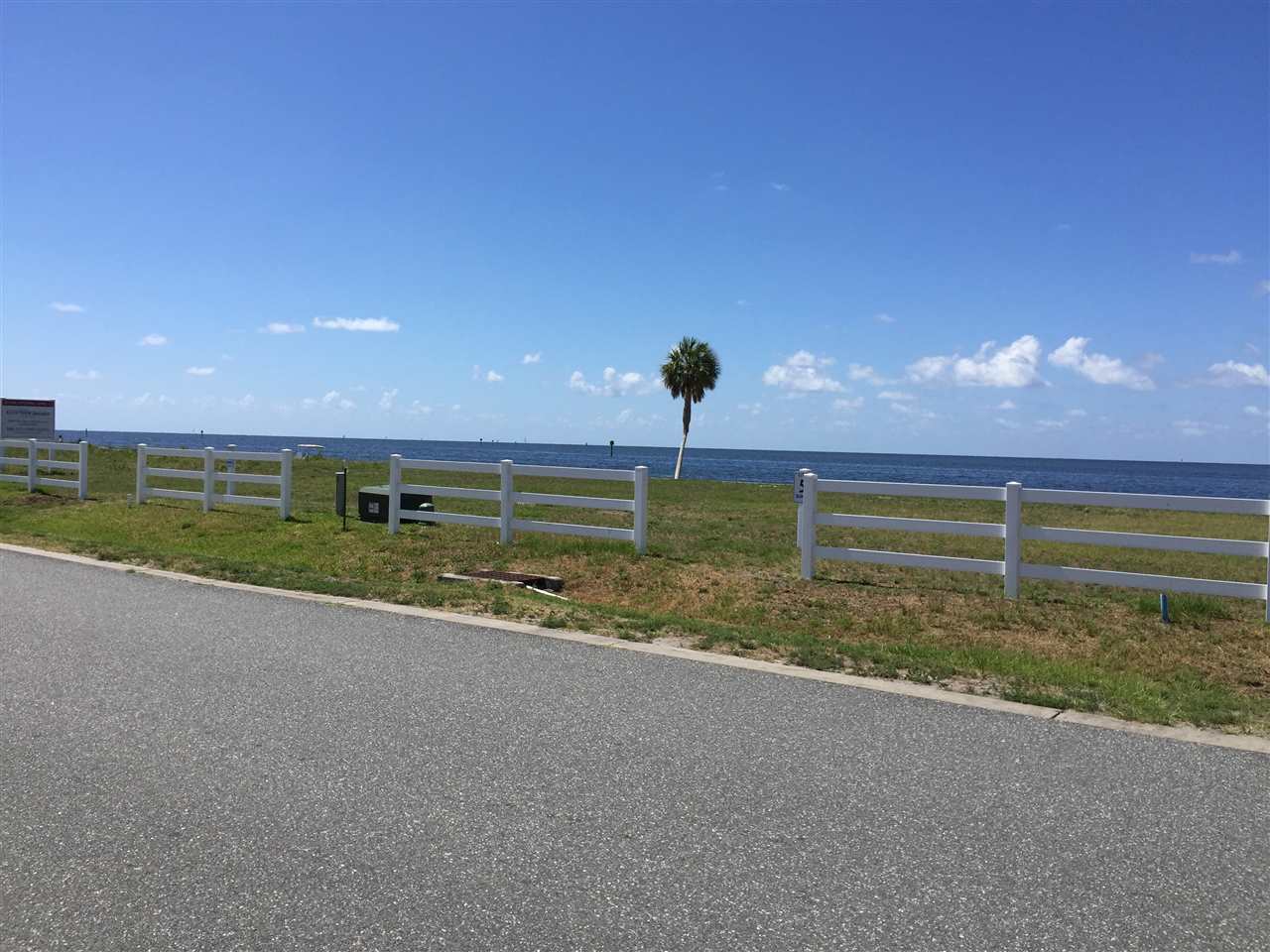 Beaty Taff Drive, Crawfordville, FL 32327
