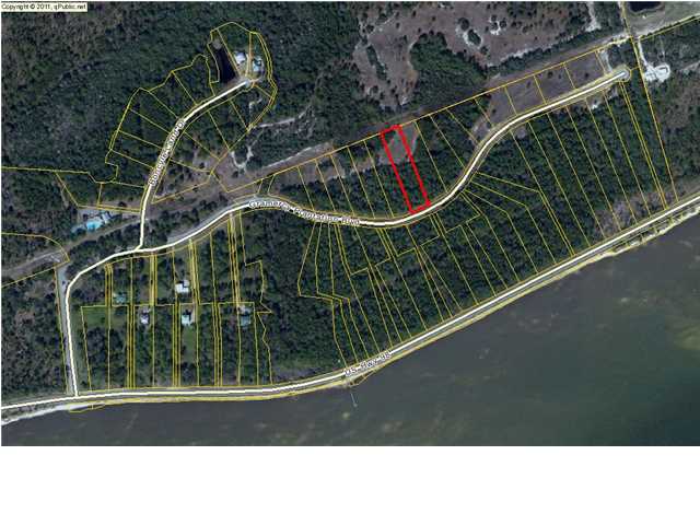 315 GRAMERCY PLANTATION BLVD, Eastpoint, FL 32328