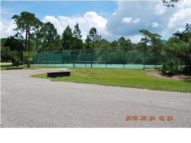 305 SWEET BAY CIR, Eastpoint, FL 32328