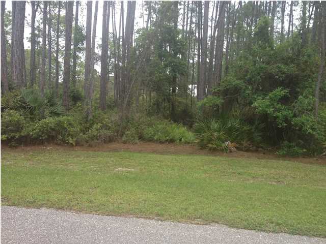 272 MAGNOLIA BAY DR, Eastpoint, FL 32328