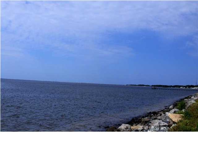 703 HWY 98, Eastpoint, FL 32328