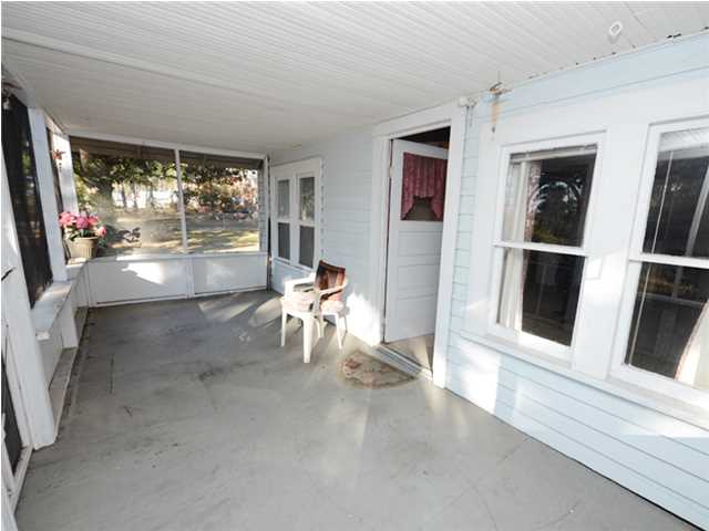 255 Highway 98, Eastpoint, FL 32328