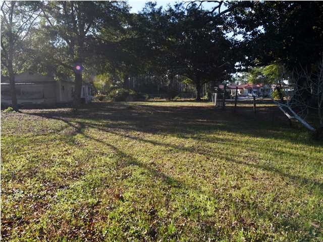 255 Highway 98, Eastpoint, FL 32328