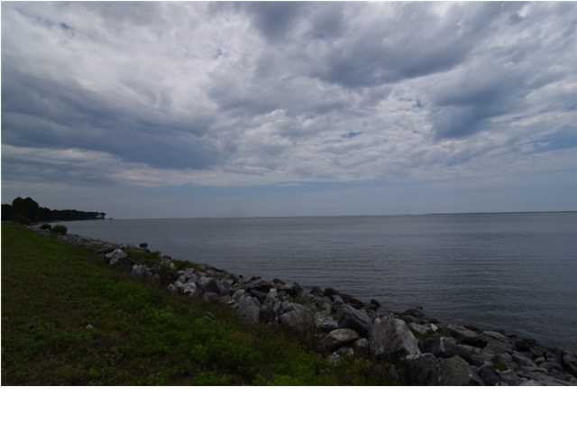 1363 HWY 98, Eastpoint, FL 32328
