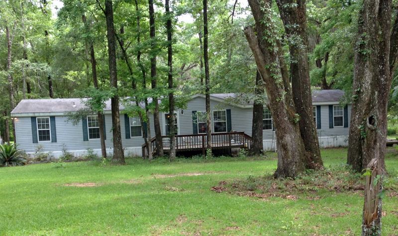 77 E 6th, Greenville, FL 32331