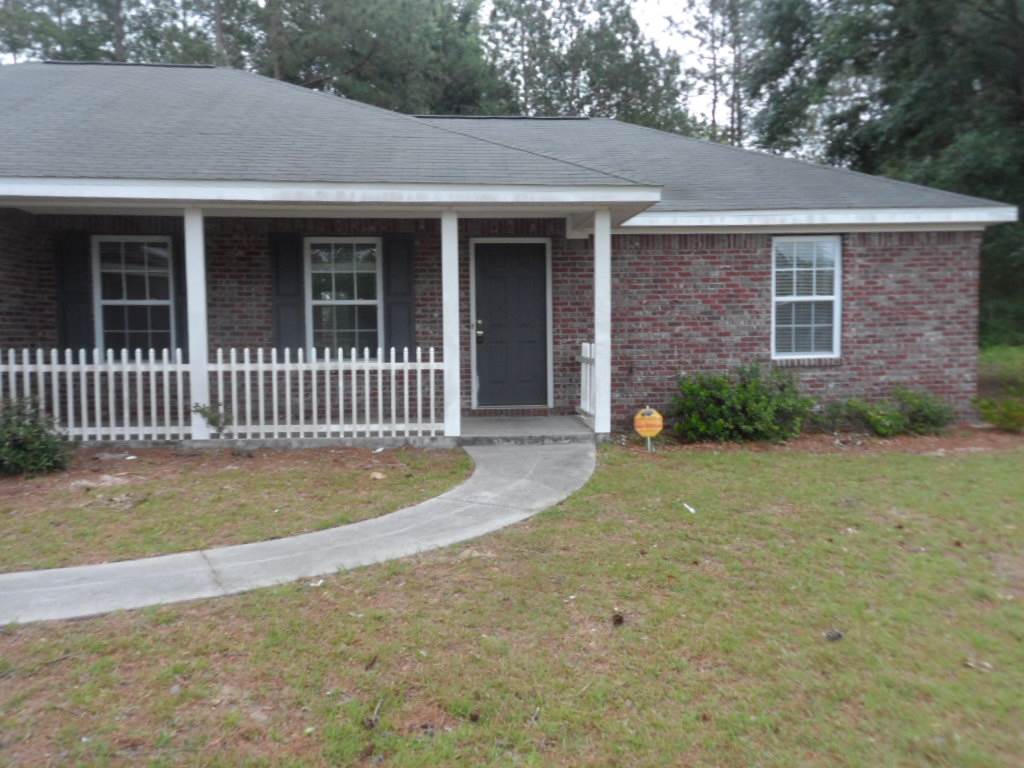 295 SAND PINE CIR, Midway, FL 32343