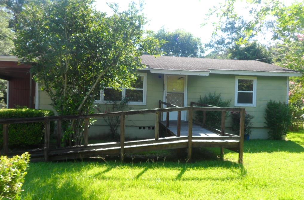 711 S ADAMS, Quincy, FL 32351