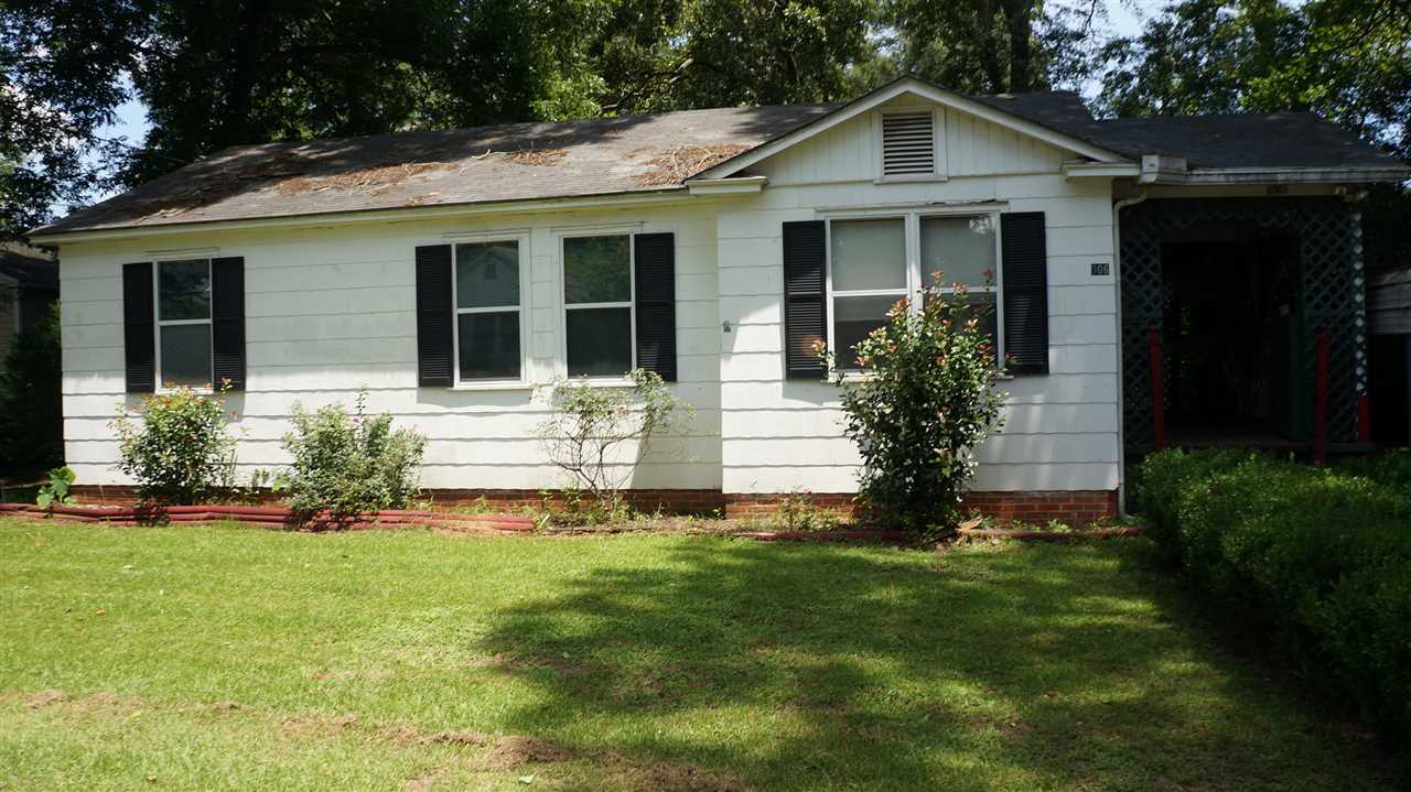 906 W King, Quincy, FL 32351