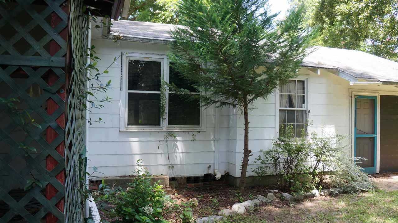 906 W King, Quincy, FL 32351