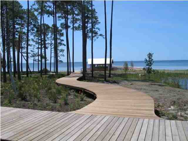 102 FishHook, St Teresa, FL 32358