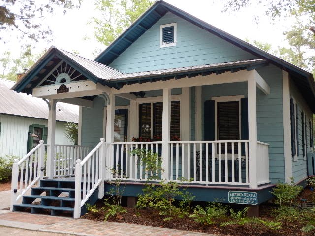 317 Lisette Lane NE, Steinhatchee, FL 32359
