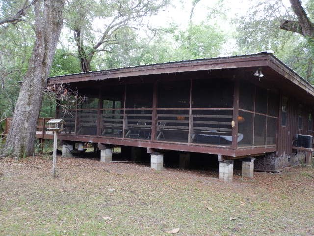 2346 Ancient Oaks Dr NE, Steinhatchee, FL 32359